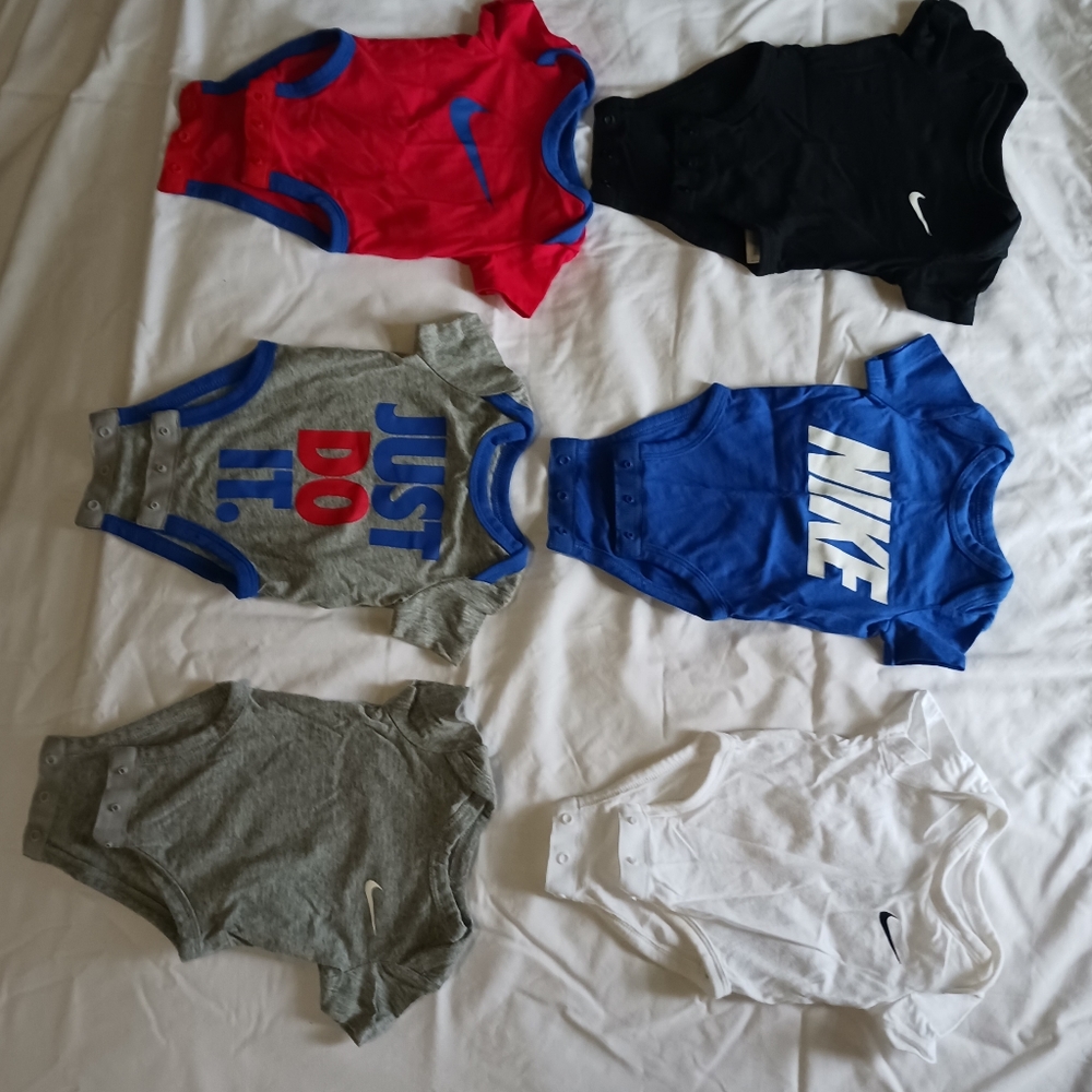 Newborn Nike onesie pack